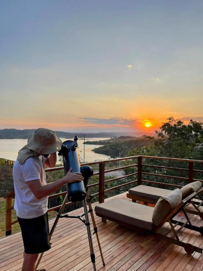 Chale Recanto - Ofuro, Banheira, Vista, Cachoeira E Lago Alexania Exterior foto